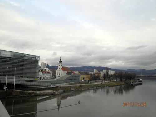 Линц, Австрия - фото элементов архитектурной доступности городской среды